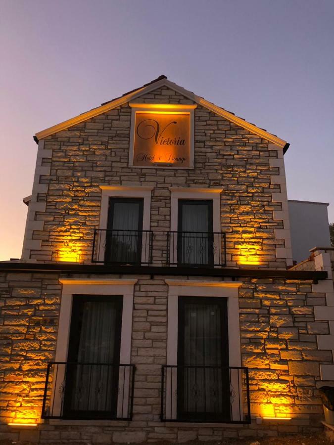 פוצ'ה Victoria Hotel And Lounge מראה חיצוני תמונה