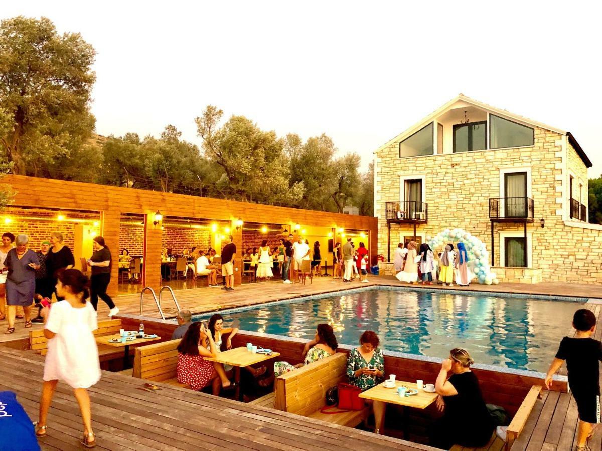 פוצ'ה Victoria Hotel And Lounge מראה חיצוני תמונה